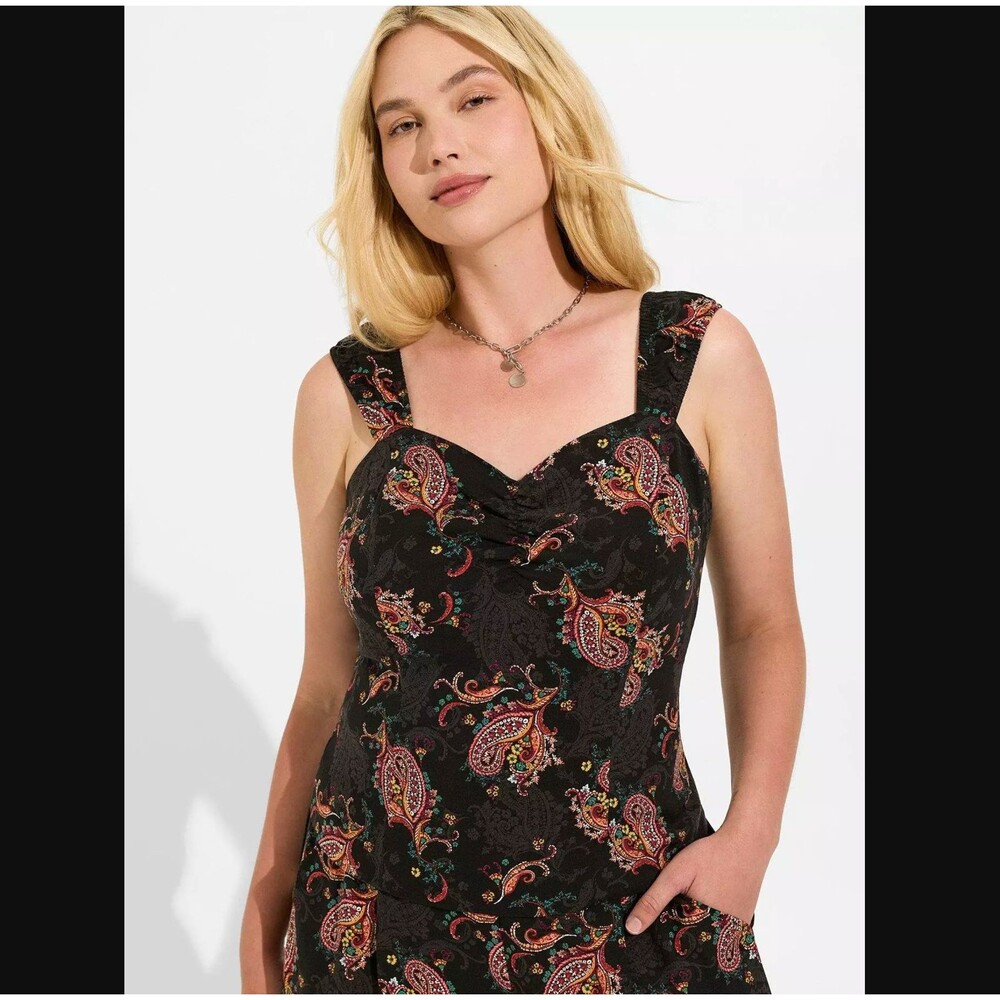 Torrid Challis Smocked Top 1X 14 16 Black Paisley Floral Sweetheart Boho Crop - Picture 3 of 12